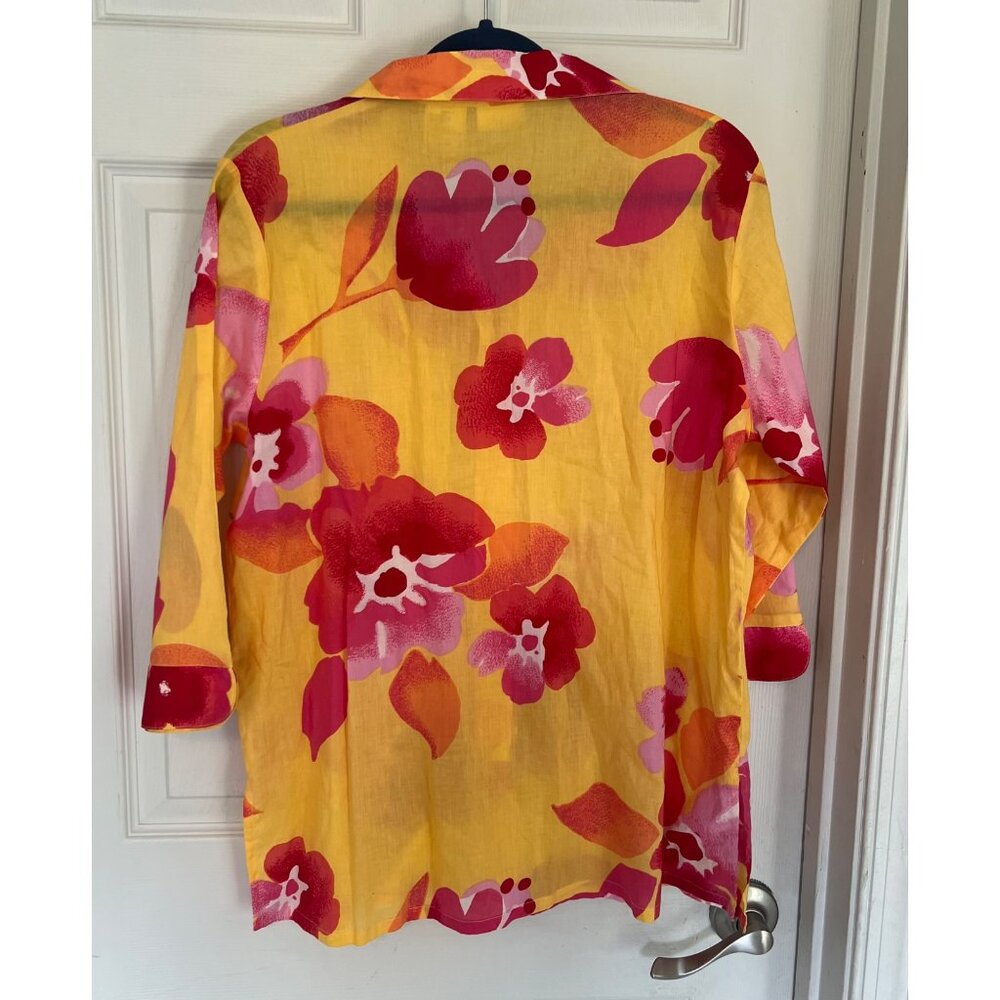 Bobbie Brooks Yellow And Red Floral Button Down Shirt Size Large - Picture 6 of 8